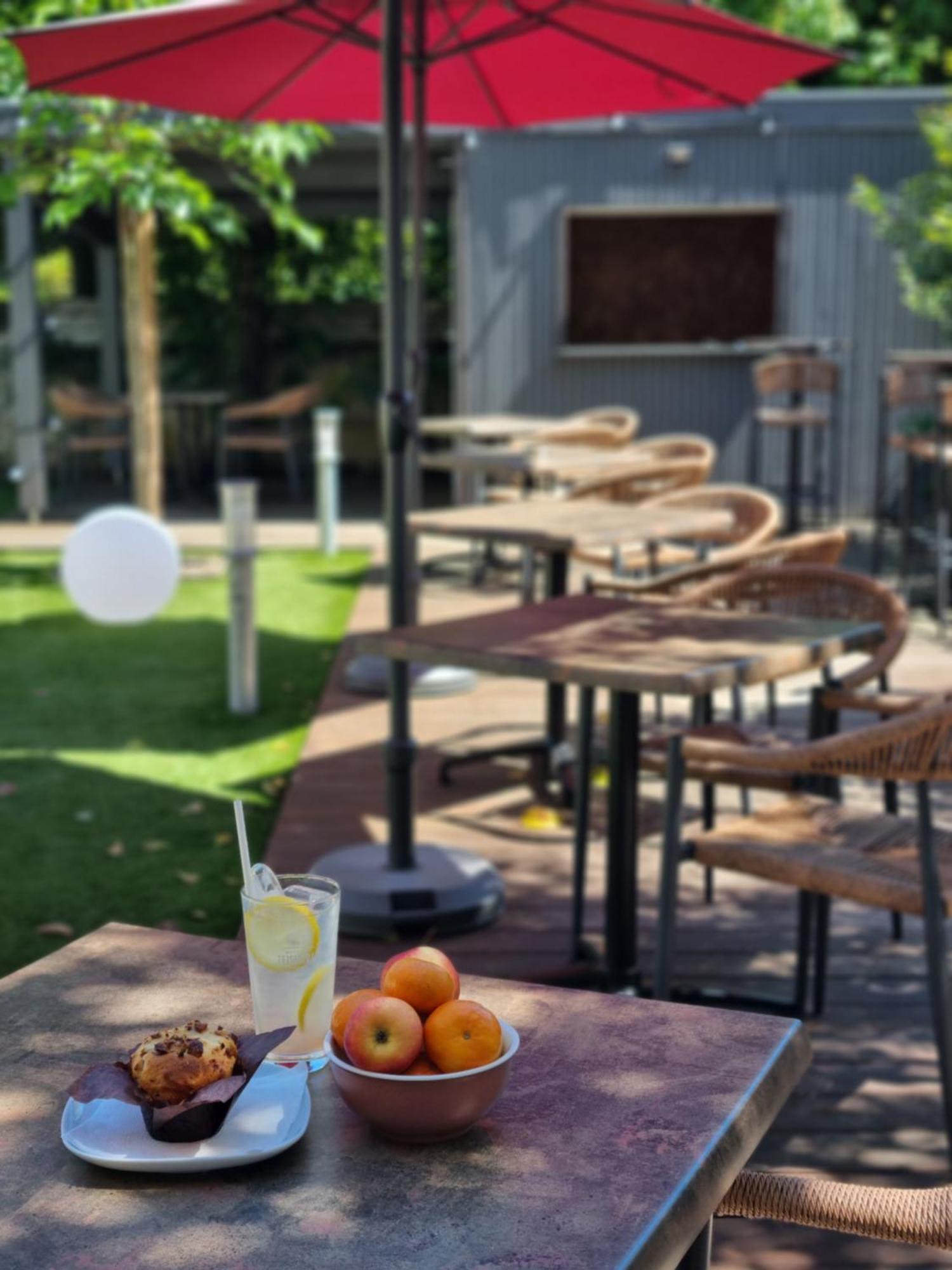 Bloom Hostel Bar & Garden บอร์โด ภายนอก รูปภาพ